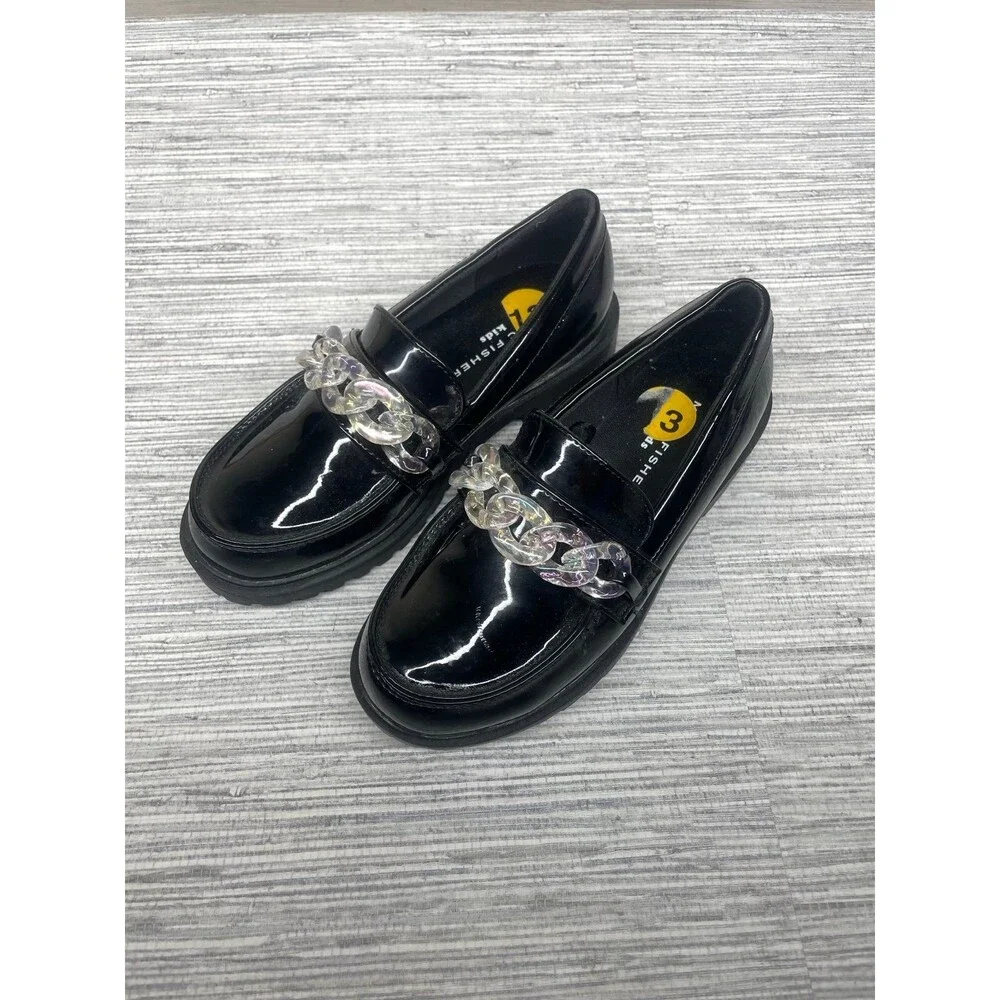 Marc Fisher Kids Bella Loafers in black patent w iridescent chain sz 13